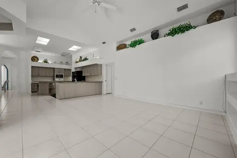 124 Wellington Drive Palm Coast FL 32164
