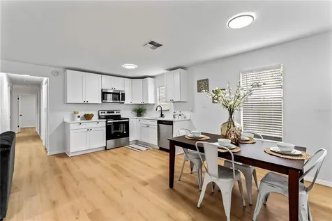 1912 E Annona Avenue Tampa FL 33612