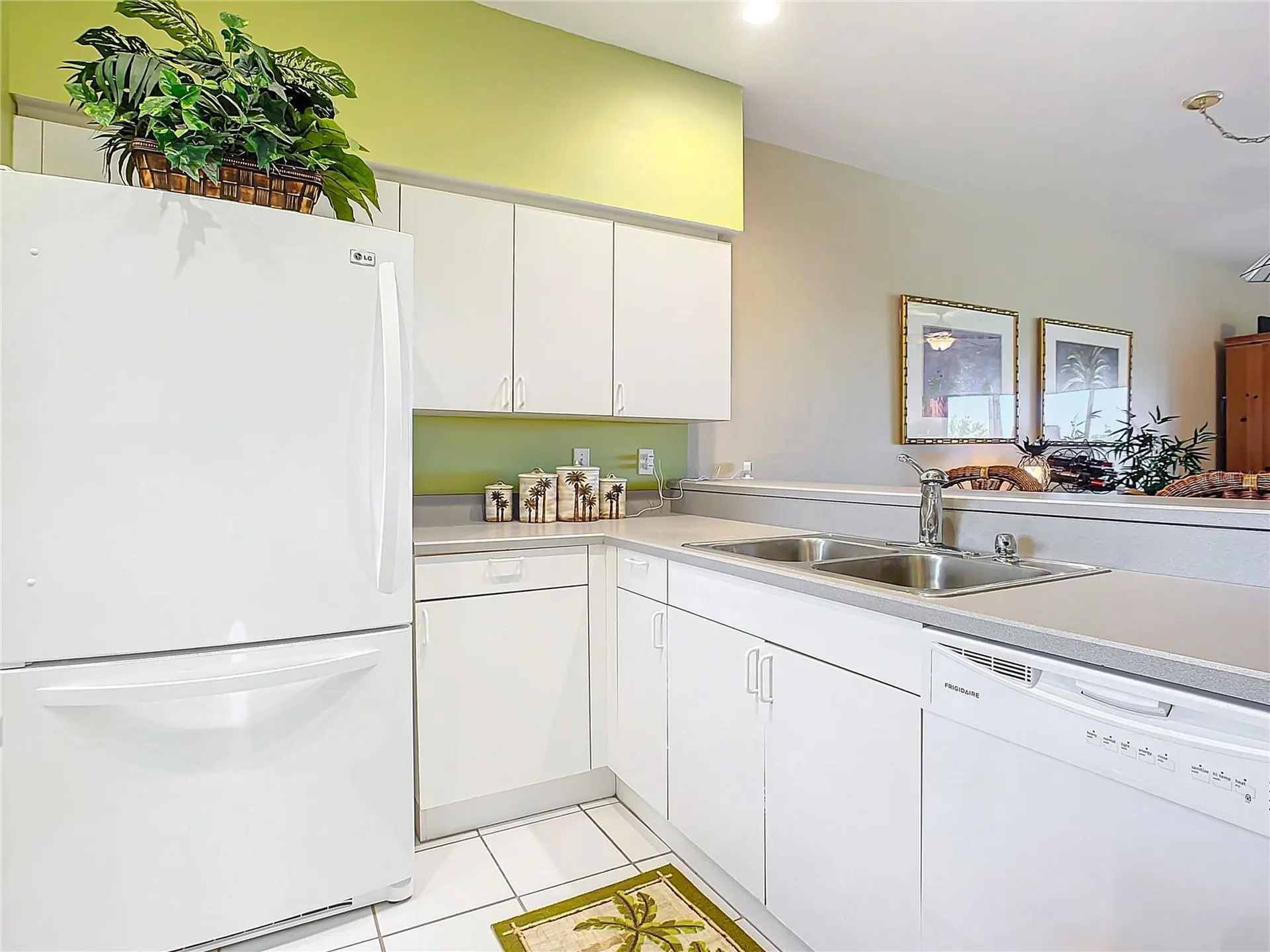 2700 N Peninsula Avenue New Smyrna Beach FL 32169
