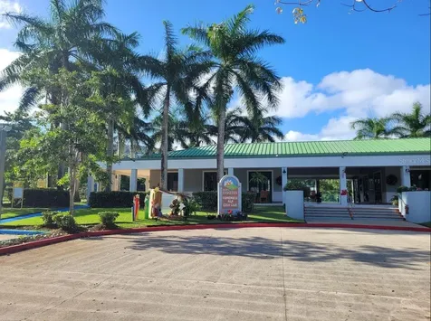 53 Ingenio Street Luquillo PR 00773