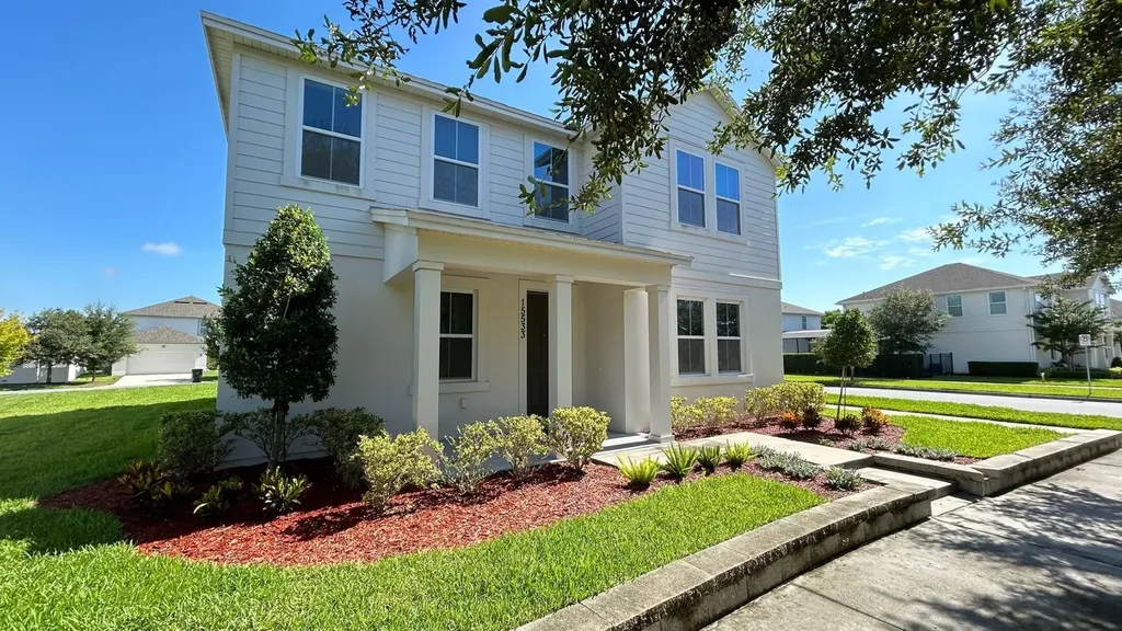 15533 Tangelo Twist Alley Winter Garden FL 34787