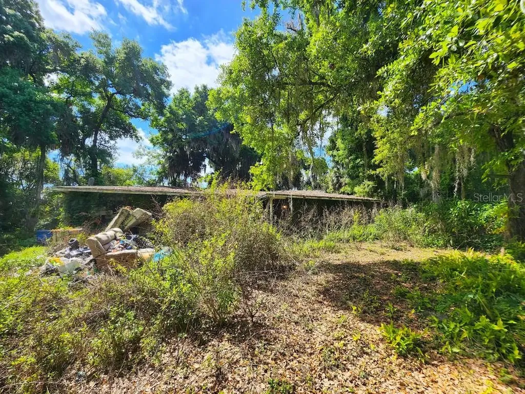 2911 E Williams Road Plant City FL 33565