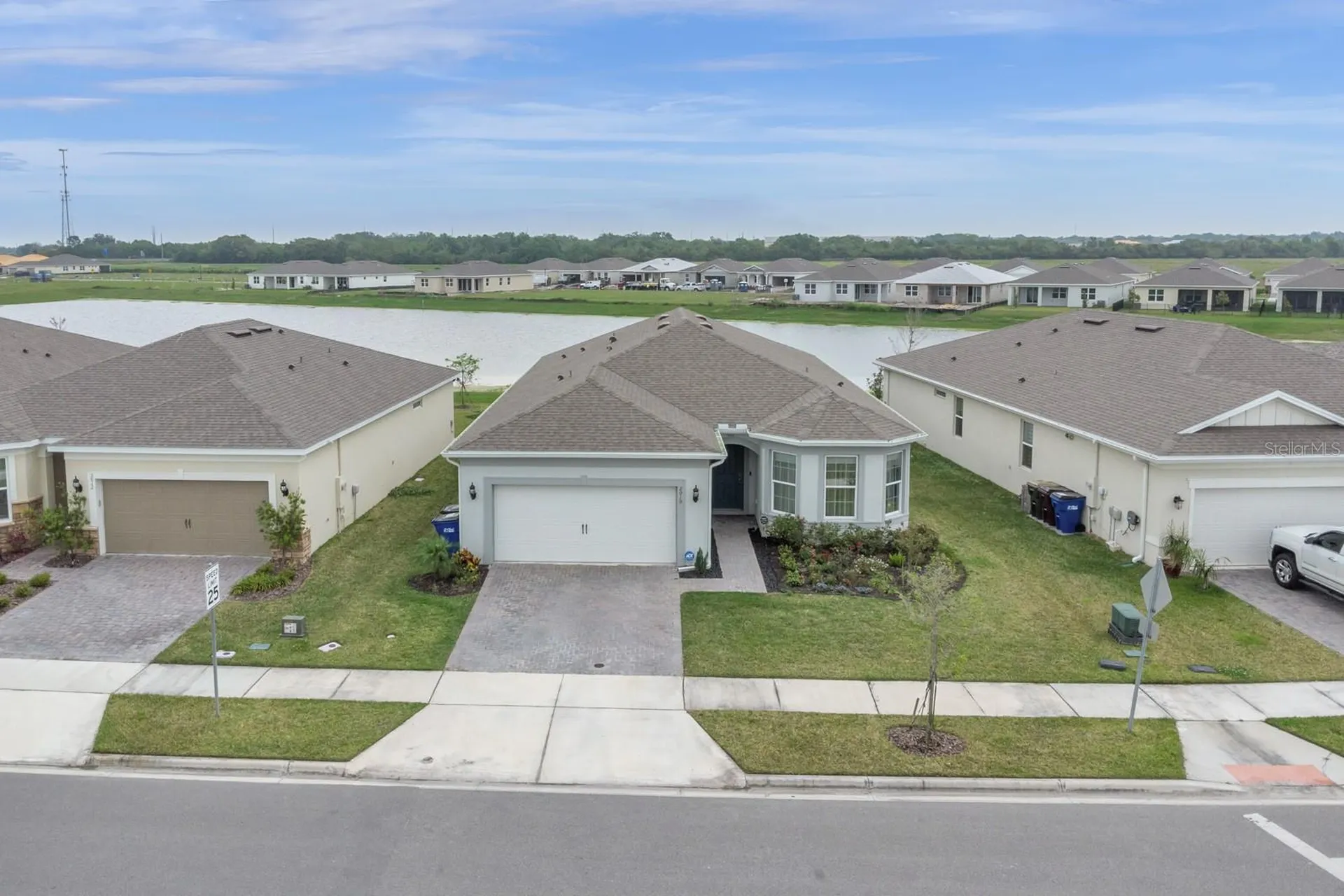 2010 Spring Shower Circle Kissimmee FL 34744