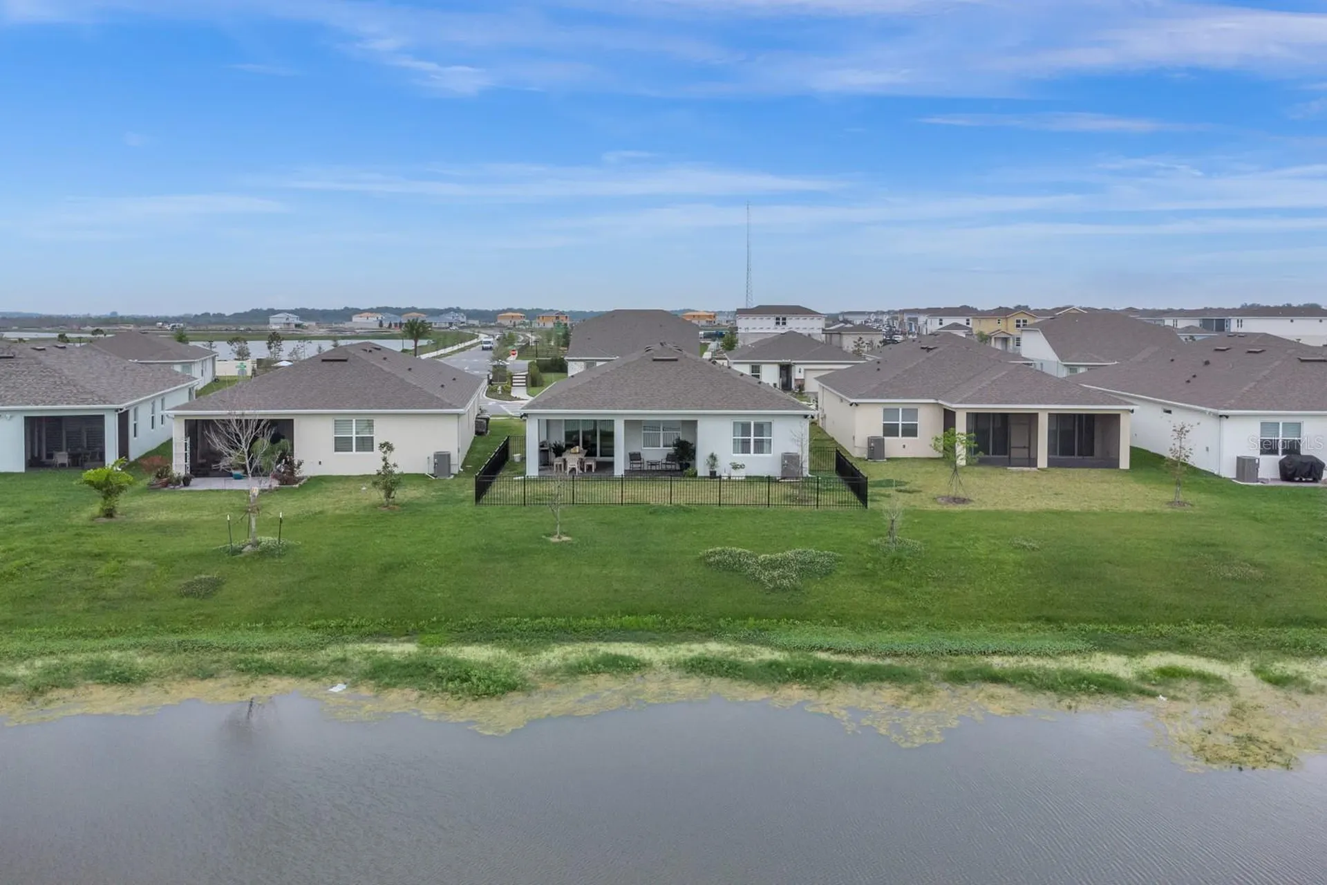 2010 Spring Shower Circle Kissimmee FL 34744