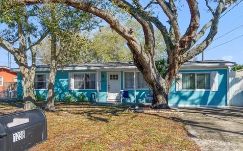 1238 Bellevue Boulevard Clearwater FL 33756