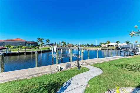 125 Hibiscus Drive Punta Gorda FL 33950