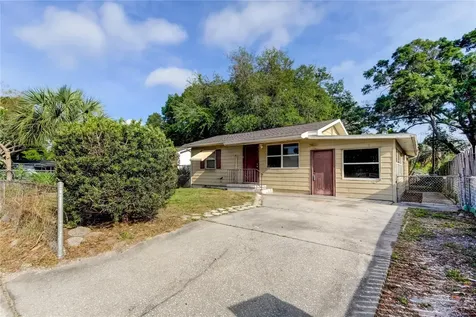 4137 40th Avenue N St Petersburg FL 33714