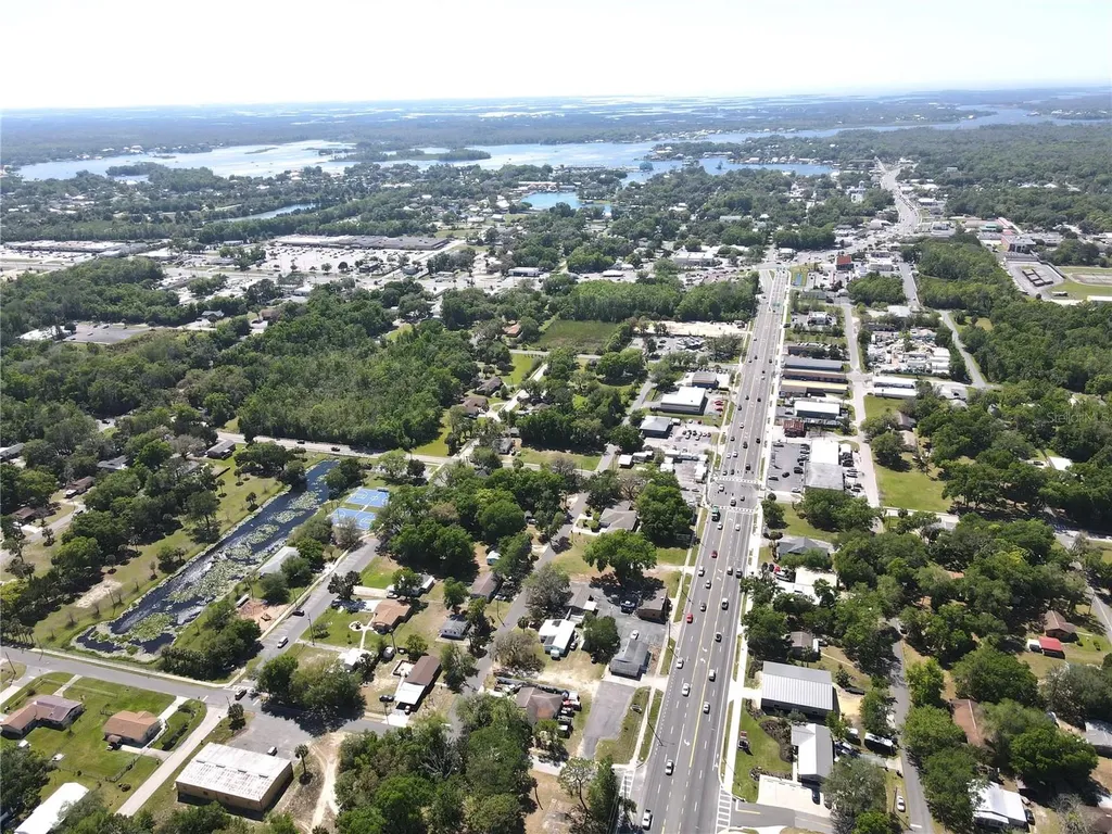 853 NE 5th Street Crystal River FL 34429