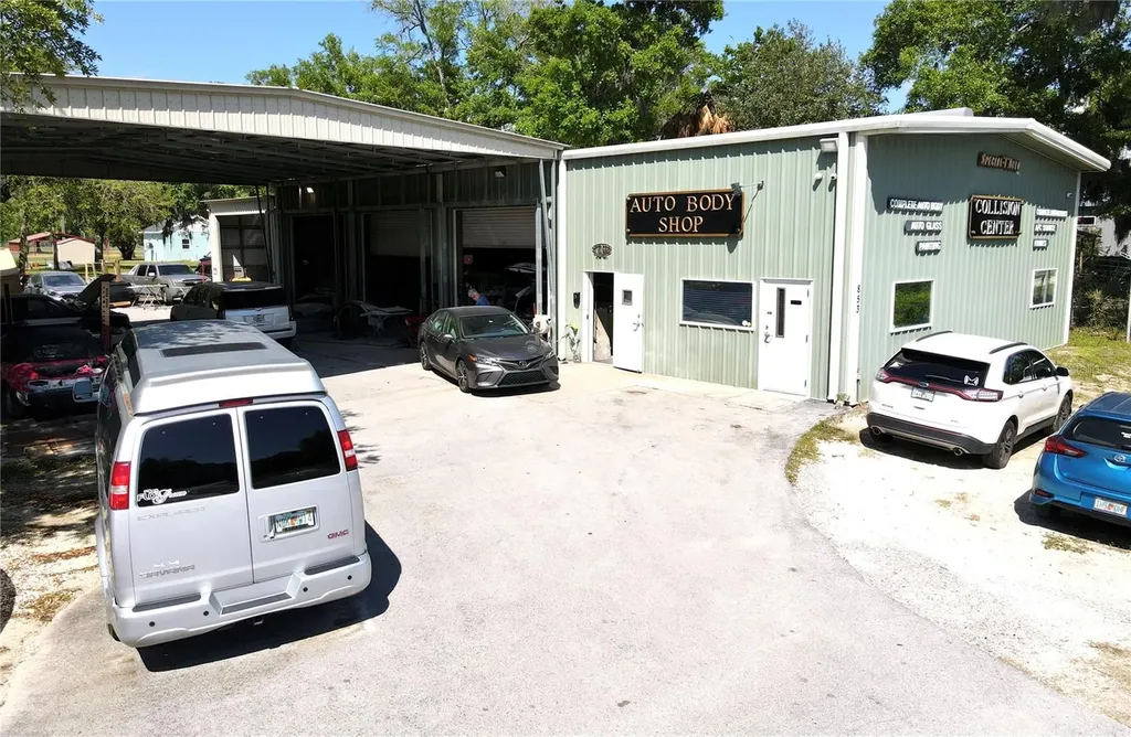 853 NE 5th Street Crystal River FL 34429