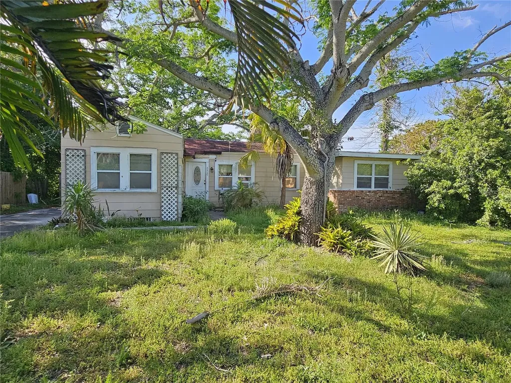 8420 Tobay Road N St Petersburg FL 33702