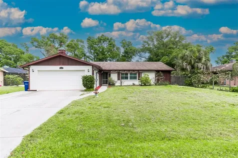4454 Meadow Creek Circle Sarasota FL 34233