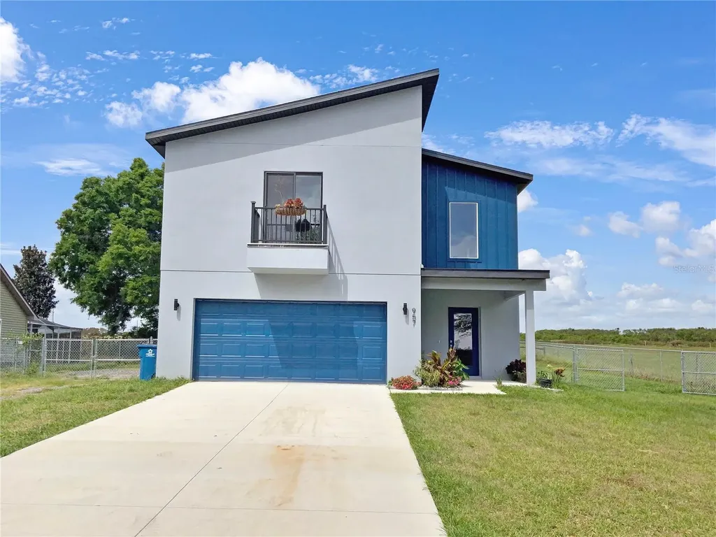957 Lakeshore Drive Polk City FL 33868