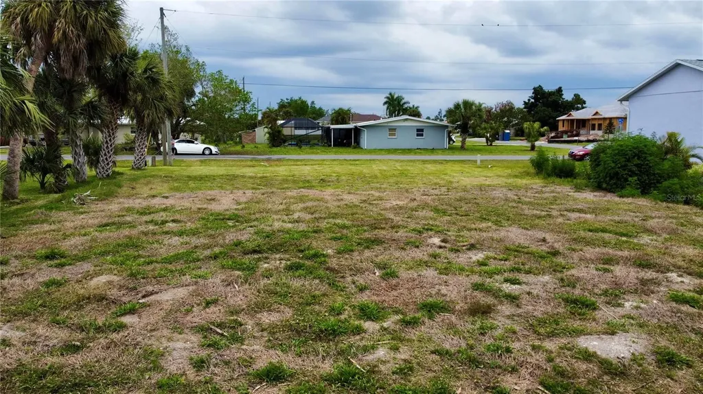 341 Lake Court Punta Gorda FL 33950