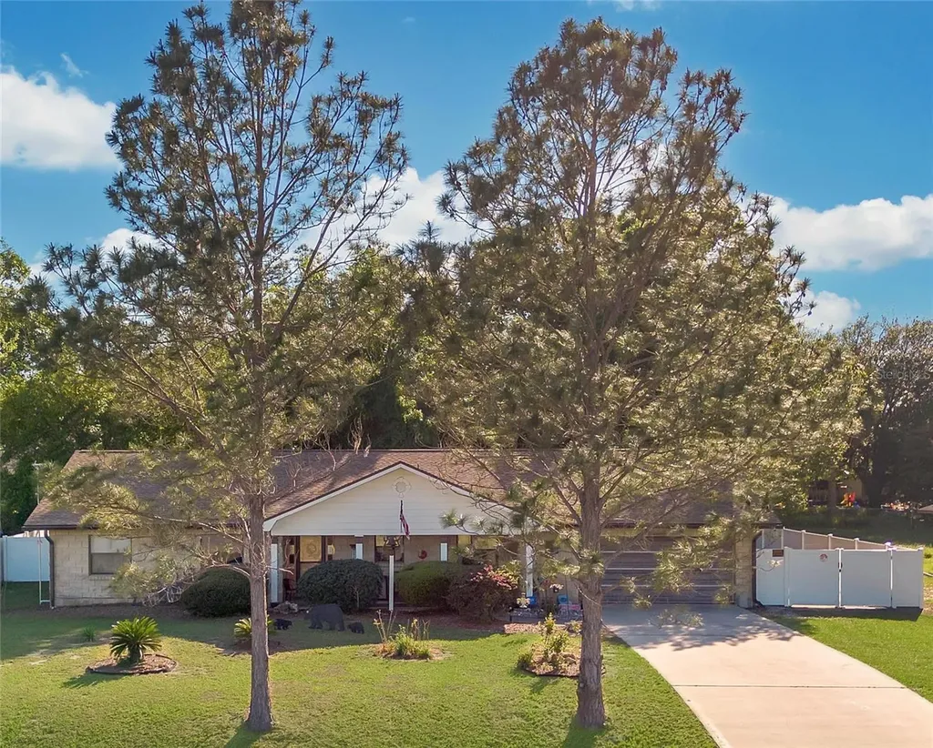 1060 Silver Road Ocala FL 34472