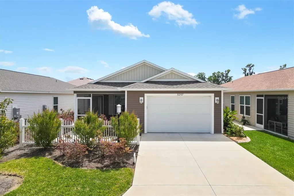 3257 Sherfinski Avenue The Villages FL 32163