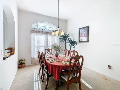 2822 Sweetspire Circle Kissimmee FL 34746