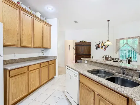 2822 Sweetspire Circle Kissimmee FL 34746