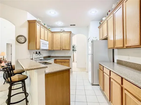 2822 Sweetspire Circle Kissimmee FL 34746