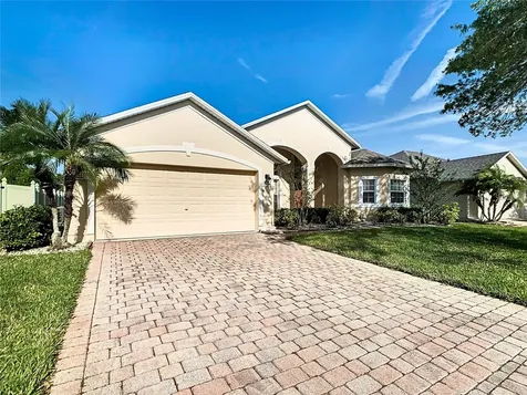2822 Sweetspire Circle Kissimmee FL 34746