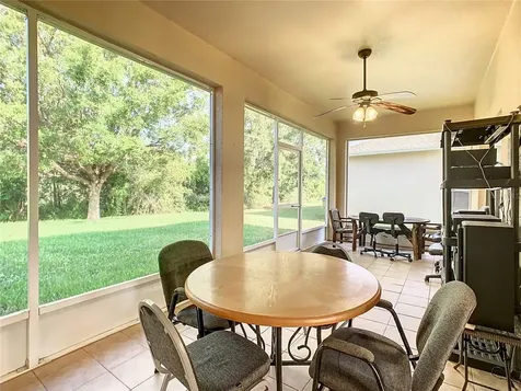 2822 Sweetspire Circle Kissimmee FL 34746