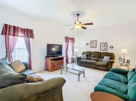 2822 Sweetspire Circle Kissimmee FL 34746