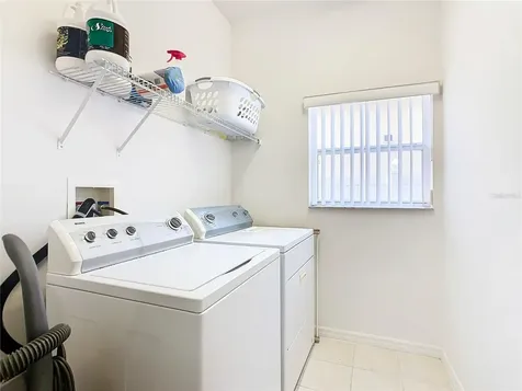2822 Sweetspire Circle Kissimmee FL 34746