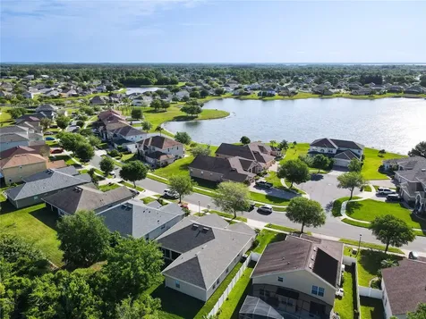 2822 Sweetspire Circle Kissimmee FL 34746