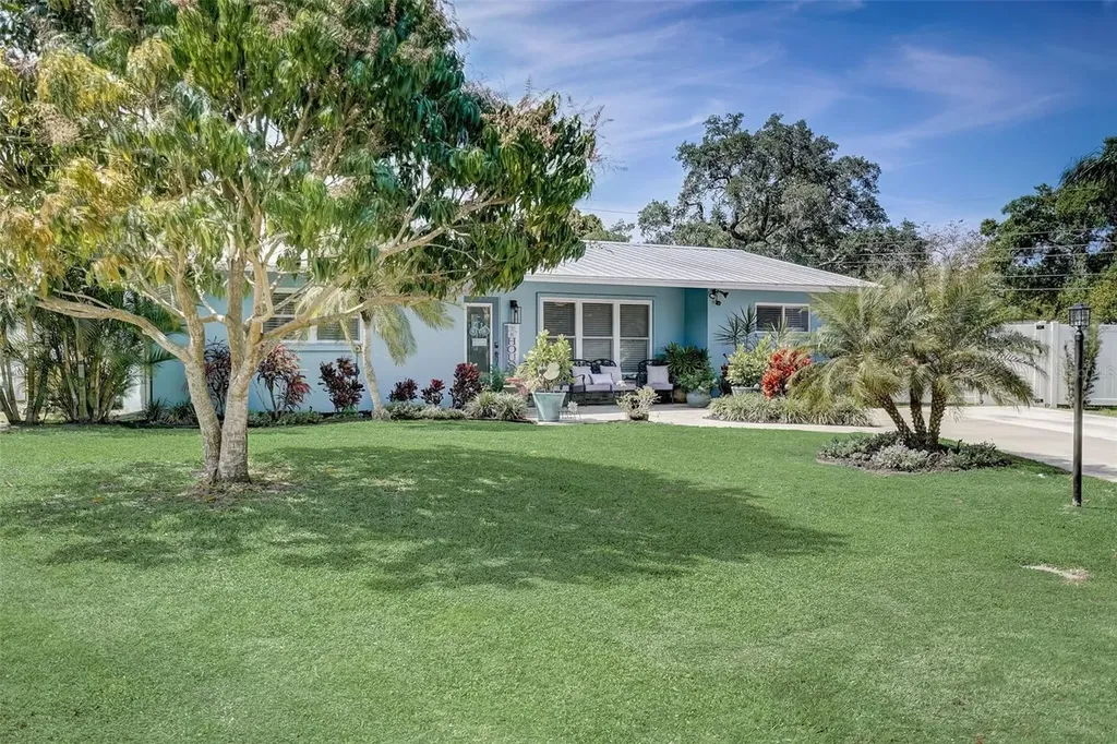 4368 Hymount Avenue Sarasota FL 34231