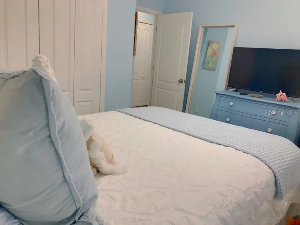 1211 Hot Springs Point Englewood FL 34223