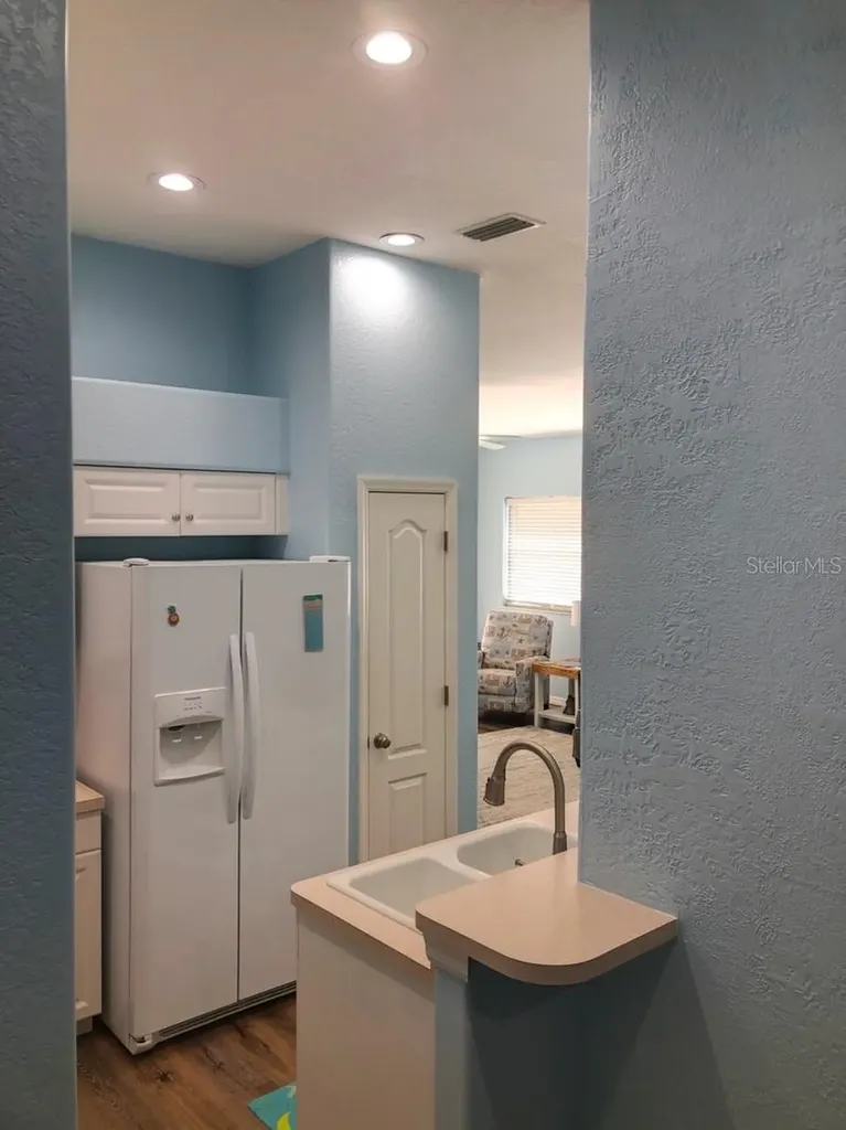 1211 Hot Springs Point Englewood FL 34223