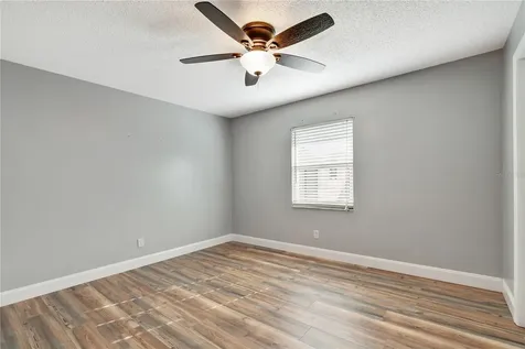 2206 N Warnell Street Plant City FL 33563
