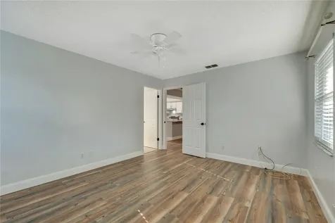 2206 N Warnell Street Plant City FL 33563