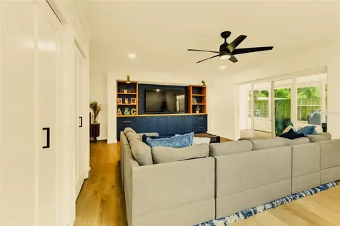 2918 W Elrod Avenue Tampa FL 33611