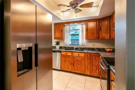 25114 Quaker Ridge Avenue Sorrento FL 32776