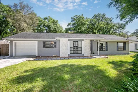 25114 Quaker Ridge Avenue Sorrento FL 32776
