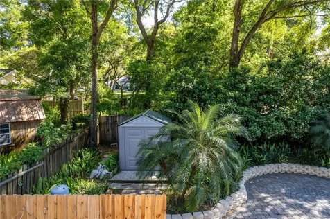 25114 Quaker Ridge Avenue Sorrento FL 32776