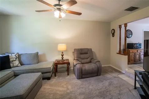 25114 Quaker Ridge Avenue Sorrento FL 32776