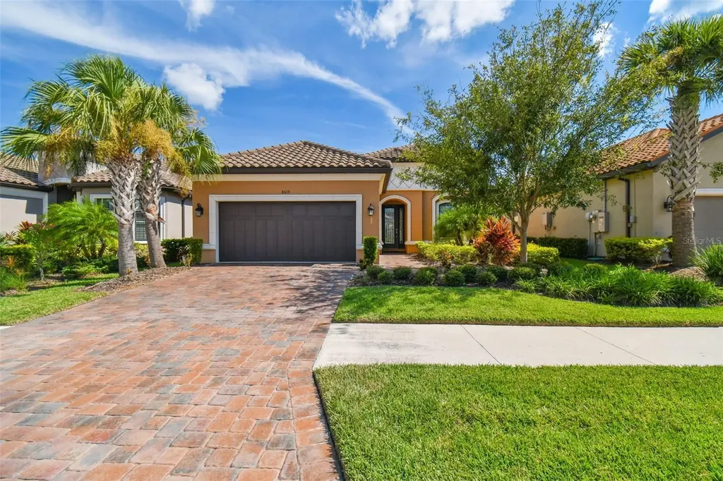 8619 Grand Alberato Road Tampa FL 33647