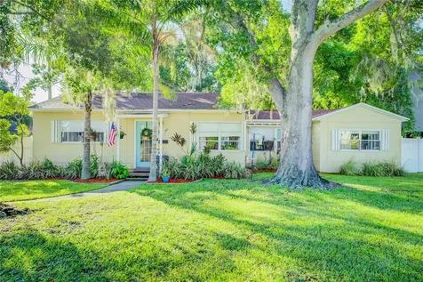 4071 Shore Acres Boulevard NE St Petersburg FL 33703