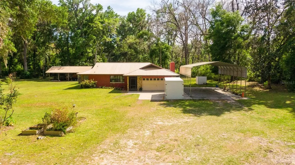 5002 E Highway 316 Citra FL 32113