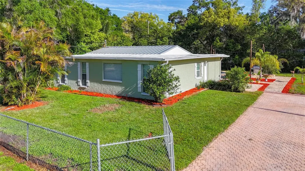 400 2nd Avenue SE Lutz FL 33549