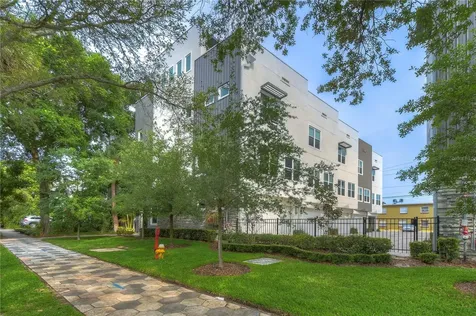 125 5th Avenue N St Petersburg FL 33701