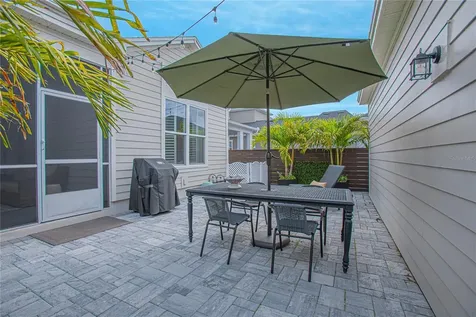9318 Merrifield Street Orlando FL 32827