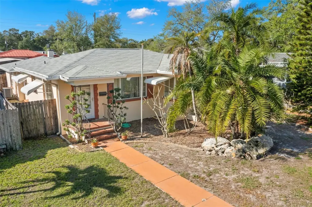 4434 1st Avenue N St Petersburg FL 33713
