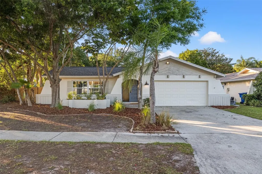 12161 Kay Drive Seminole FL 33772