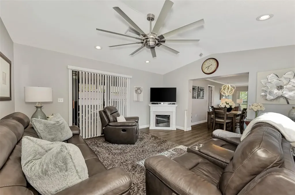 375 Redwood Road Venice FL 34293