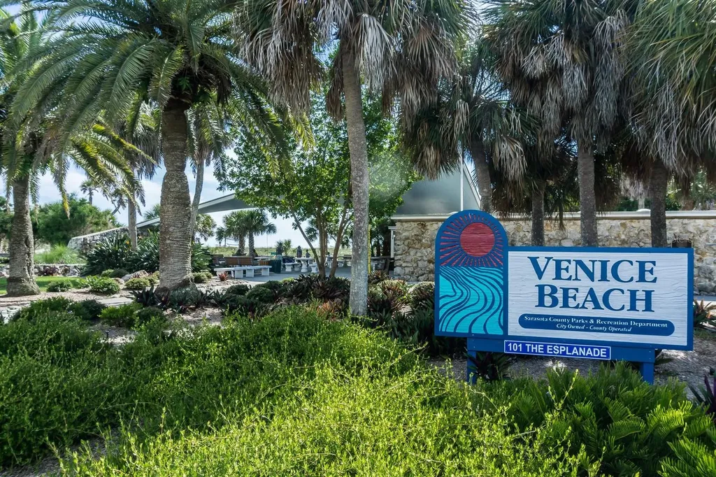 375 Redwood Road Venice FL 34293