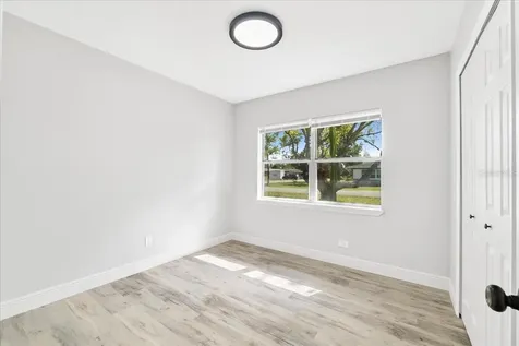 2302 Lake Road Fern Park FL 32730