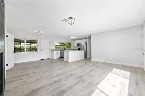 2302 Lake Road Fern Park FL 32730