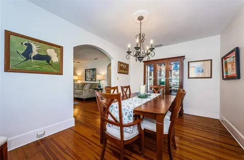 114 19th Avenue NE St Petersburg FL 33704